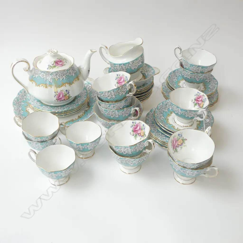 ROYAL ALBERT 'ENCHANTMENT' TEA SERVICE  Image 1++