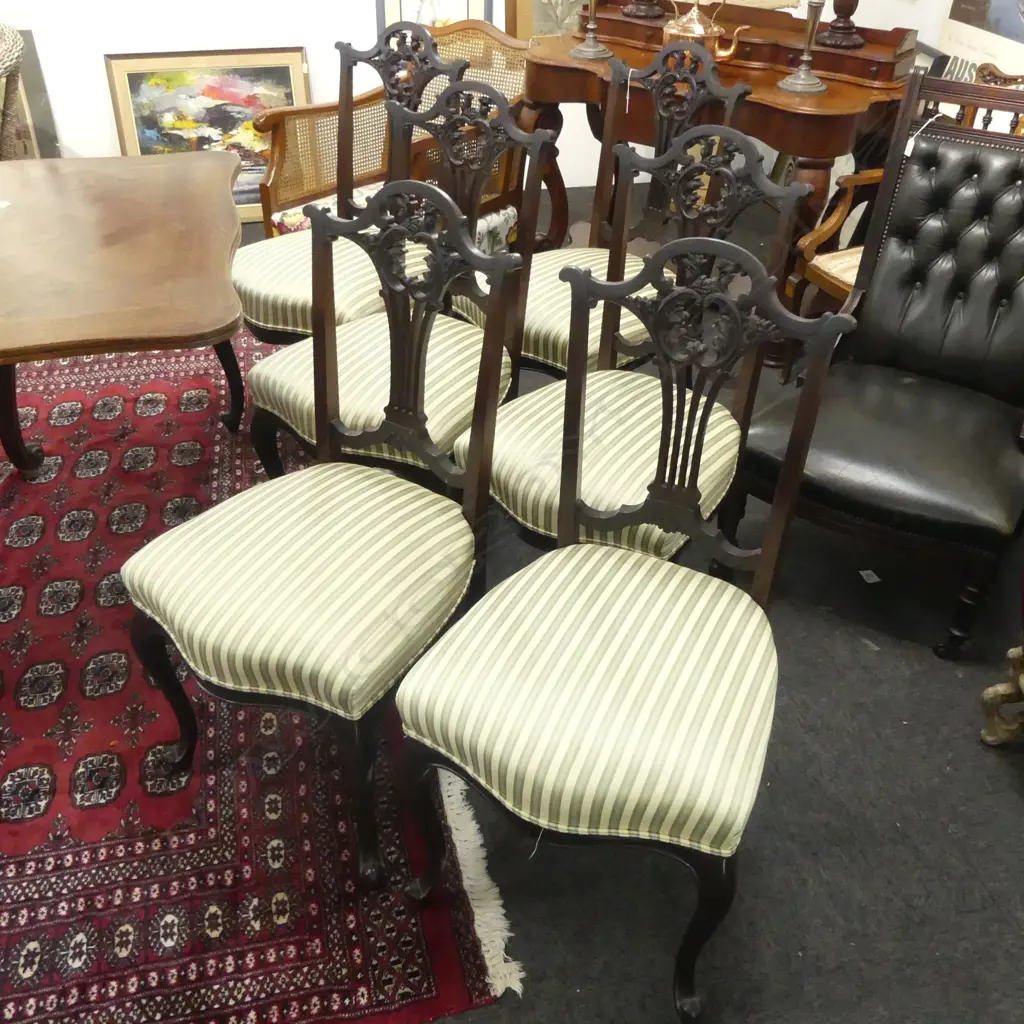 6 UPHOLSTERED DINING CHAIRS Image 1++