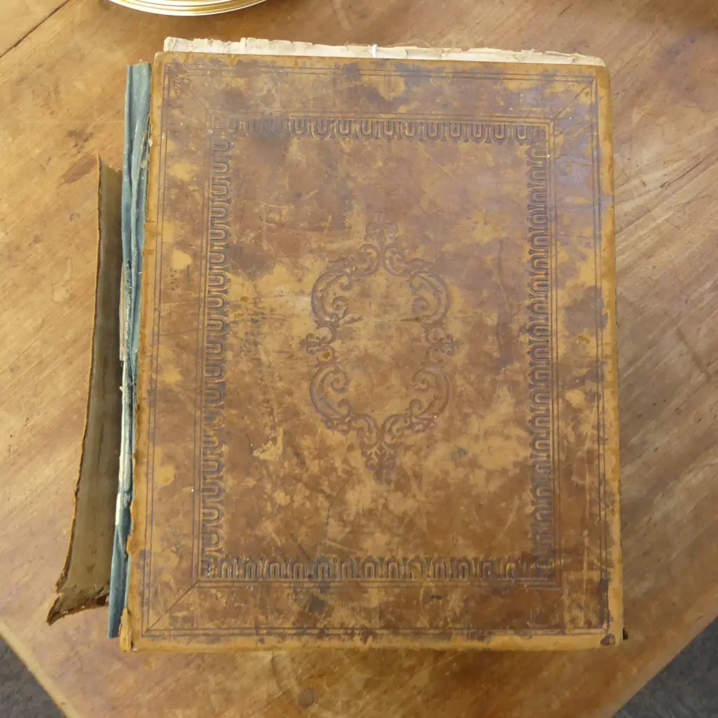 1864 BROWNS BIBLE, FAULTS H.310mm Image 1++