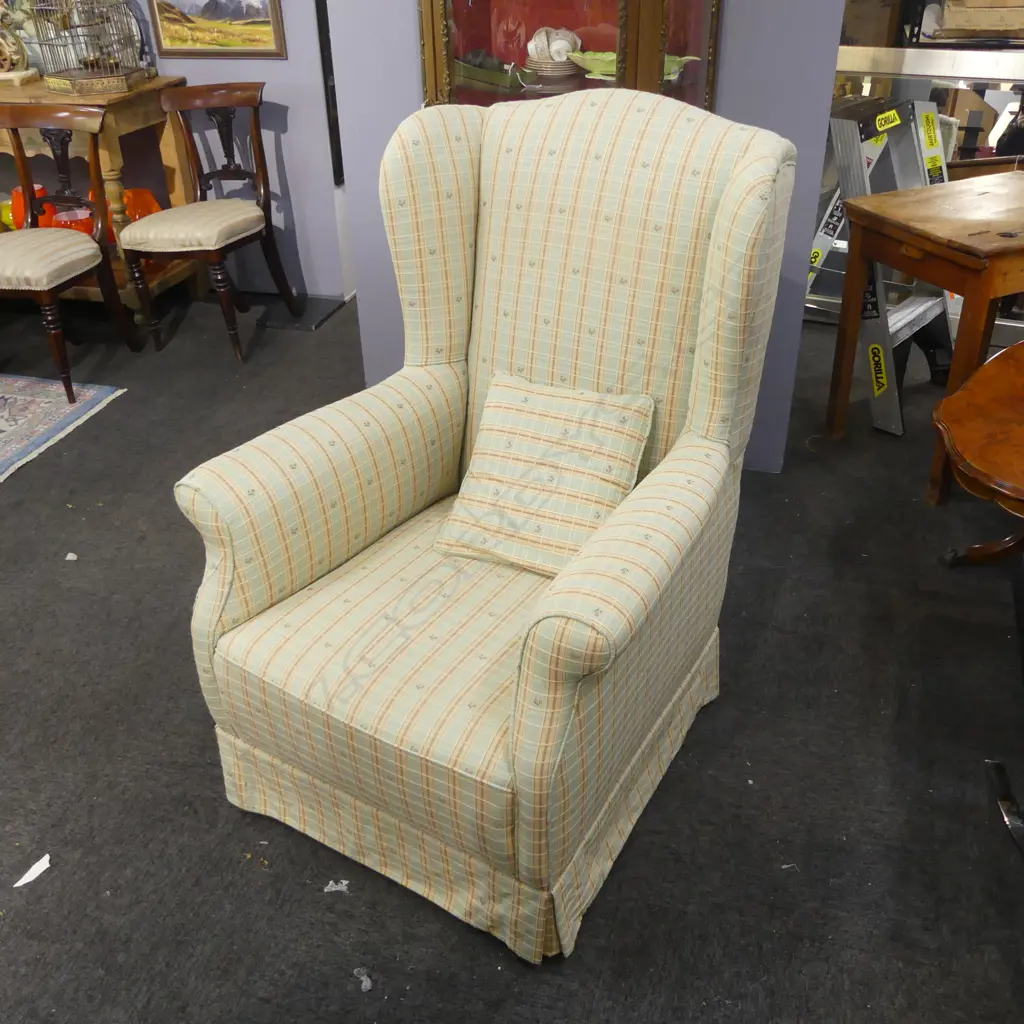 UPHOLSTERED WINGBACK ARM CHAIR  Image 1++