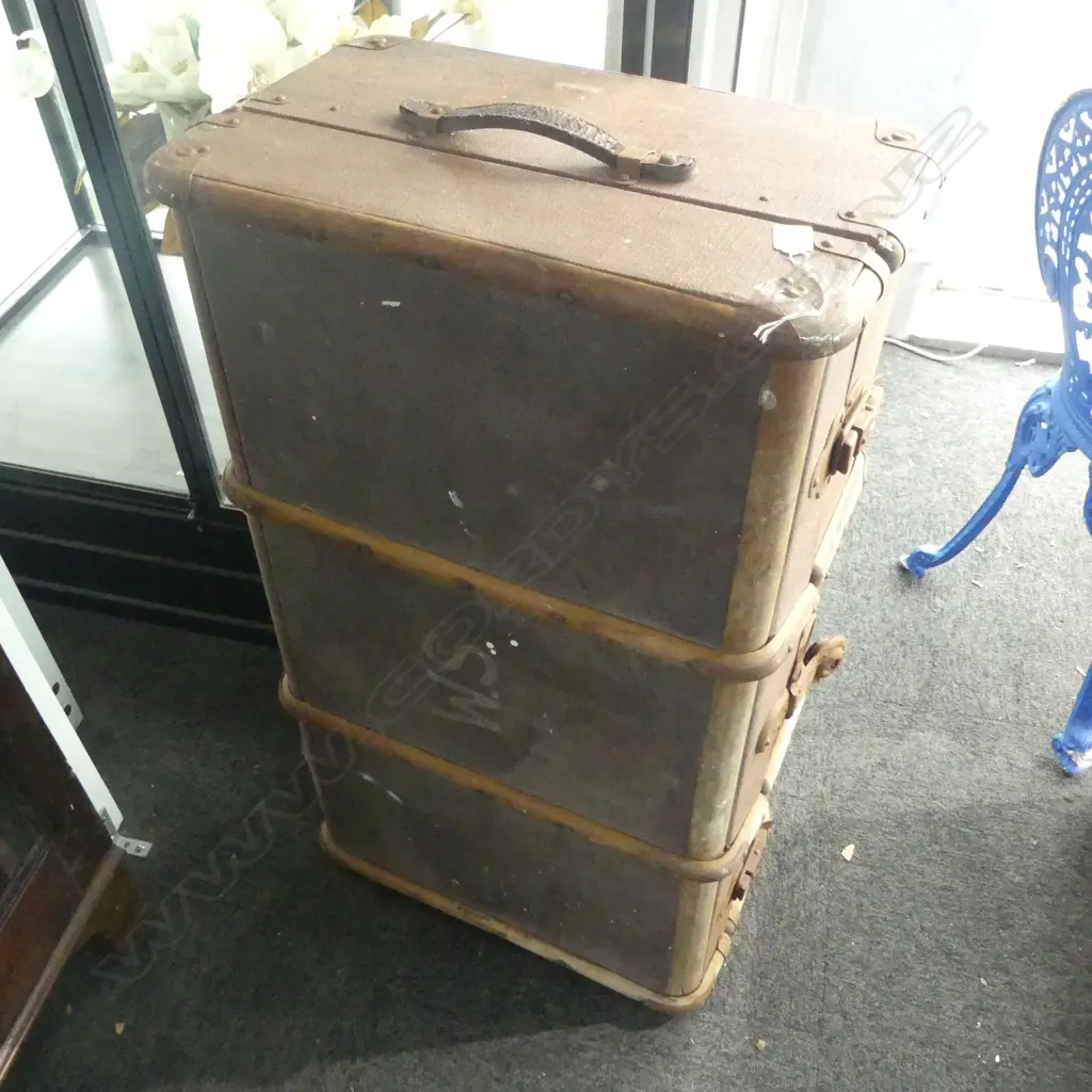 VINTAGE TRUNK W.920mm Image 1++