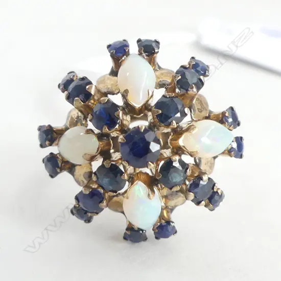 14ct VINTAGE SAPPHIRE & OPAL PRINCESS RING 5.38gms SIZE N