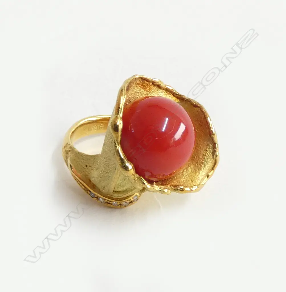 18ct gold & natural coral & 5 diamond Japanese ring w gem ID cert. floral design 15.3gms SIZE M Image 1++