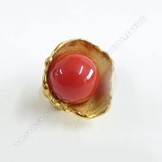 18ct gold & natural coral & 5 diamond Japanese ring w gem ID cert. floral design 15.3gms SIZE M