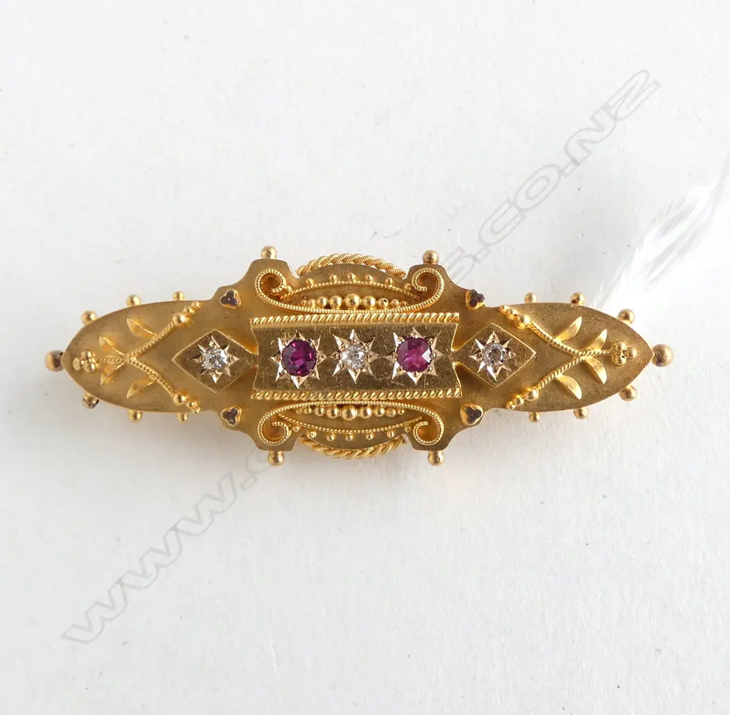**RTV**  15ct DIAMOND & RUBY BROOCH VICTORIAN but as new 5.5gms Image 1++