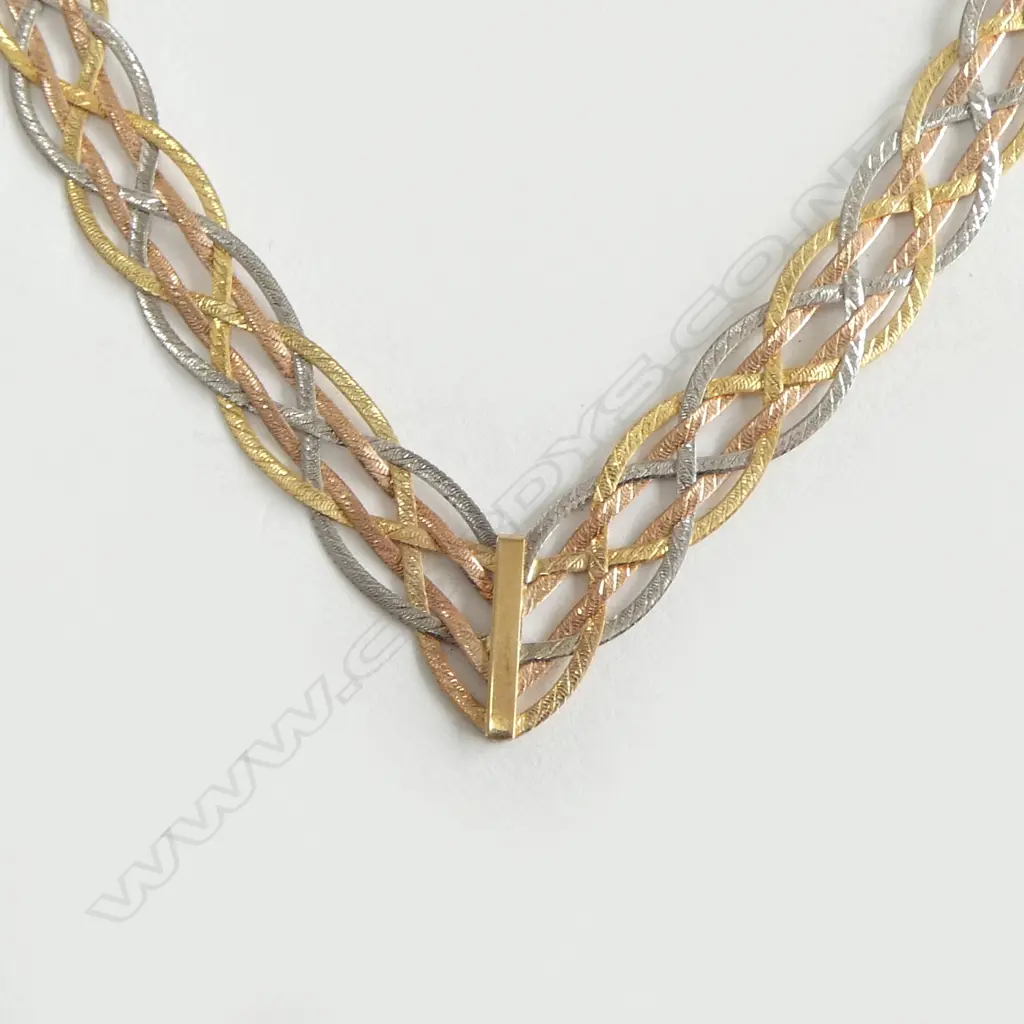 **RTV** 9ct 3 colour GOLD FLAT PLAITED NECKLACE V-form center L.460mm 8.67gms Image 1++