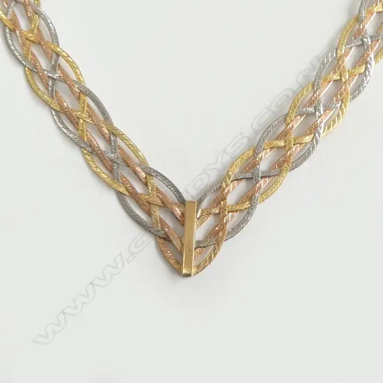 **RTV** 9ct 3 colour GOLD FLAT PLAITED NECKLACE V-form center L.460mm 8.67gms