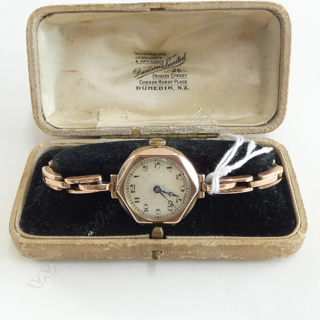 c1920's SWISS 9ct GOLD LADIES WRISTWATCH gold case & bracelet running 21gms in original box Image 1++
