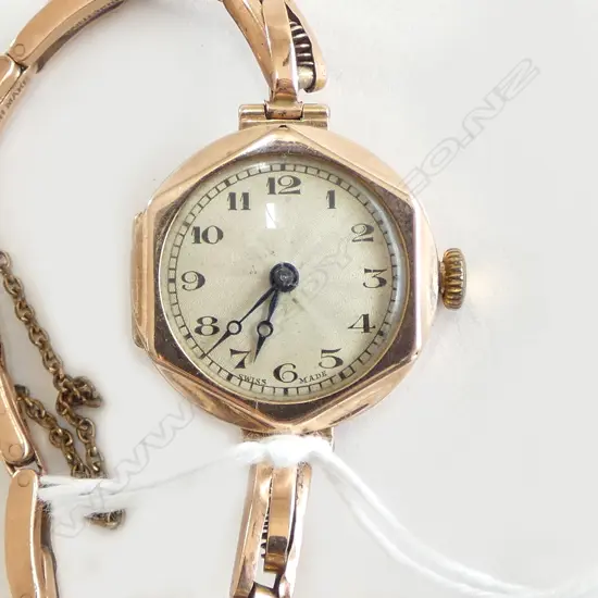 c1920's SWISS 9ct GOLD LADIES WRISTWATCH gold case & bracelet running 21gms in original box