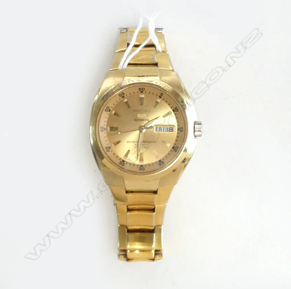 SEIKO 5 STAINLESS STEEL & GOLD PLATE GENT'S WRISTWATCH '100m Water Resist' automatic glass back. Running. 23 jewel. Lge  Image 1++