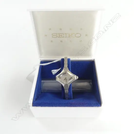 SEIKO LADIES WRISTWATCH, IN ORIG. 1970s BOX. w. EXTRA LINKS, WORKING