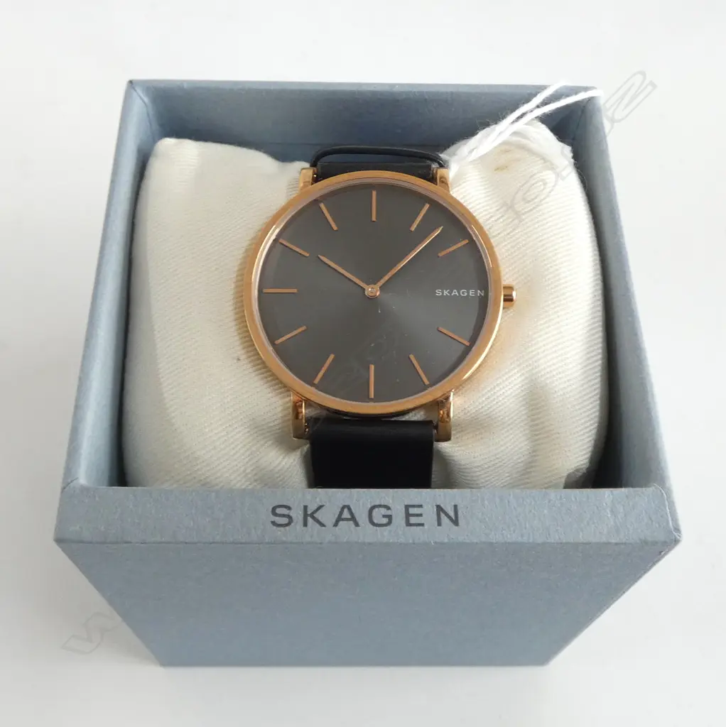 ROSE GOLD COLOURED SKAGEN WRISTWATCH w GREY FACE, new old stock Image 1++