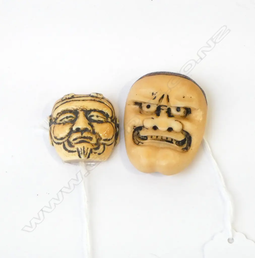 2 IVORY MASK NETSUKE, 1 SIGNED H.55 / 35mm Image 1++