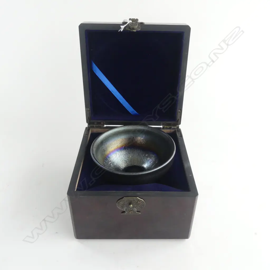 OIL SPOT GLAZED JIAN ZHAN (TEA CUP), BOXED 130mm dia Image 1++
