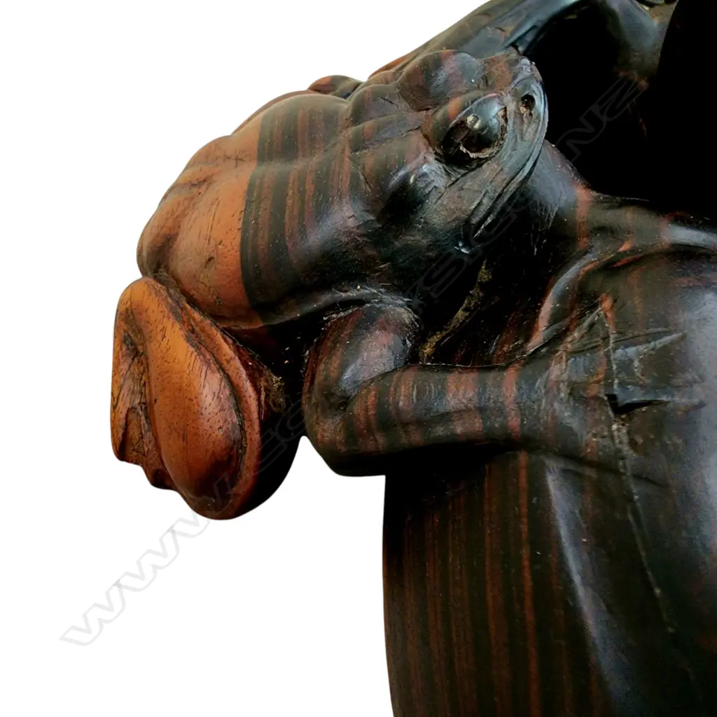 LARGE ROSEWOOD FROG WITH SMALLER FROGLETS ON ITS BACK. SMOOTHLY POLISHED WITH DETAILED CARVING. D - 280 x 200 x 100 Image 1++
