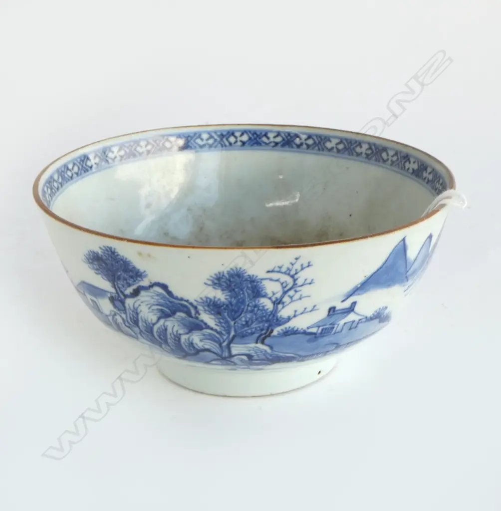 AN OLD CHINESE BLUE & WHITE BOWL coastal landscape design Dia.148mm. Probably 19thC or earlier. Copper like glazed rim Image 1++