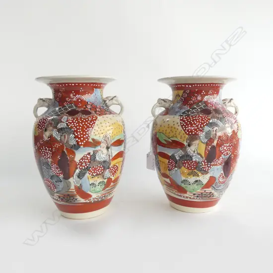 PR SATSUMA VASES H.250mm signed to base