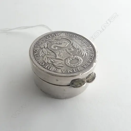 S/SILVER COIN PILL BOX  23G