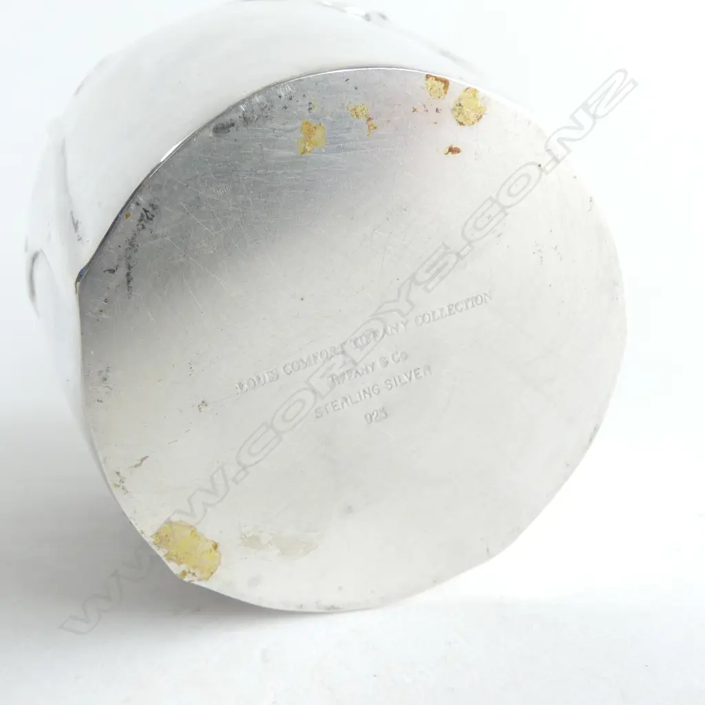TIFFANY & Co. STG SILVER VASE 'LOUIS COMFORT TIFFANY COLLECTION' H.130mm 158grms Image 1++
