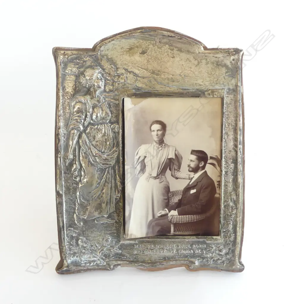 SILVER PLATE  ART NOUVEAU PHOTO FRAME with Scottish woman & saying 'Will Ye No Come...' H.245mm FAULTED Image 1++