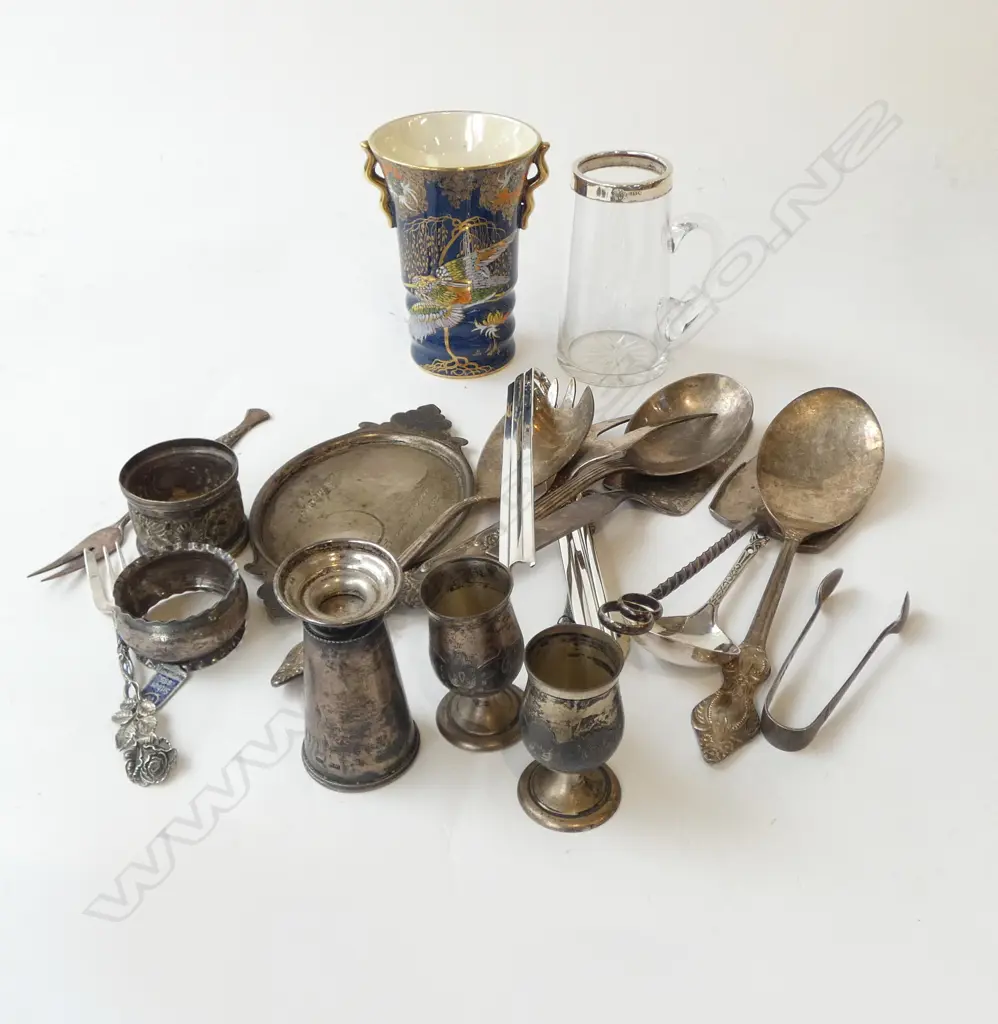 APPROX 250grms 800 SILVER, EP CUTLERY, CARLTON WARE VASE H.115mm CHIPPED Image 1++