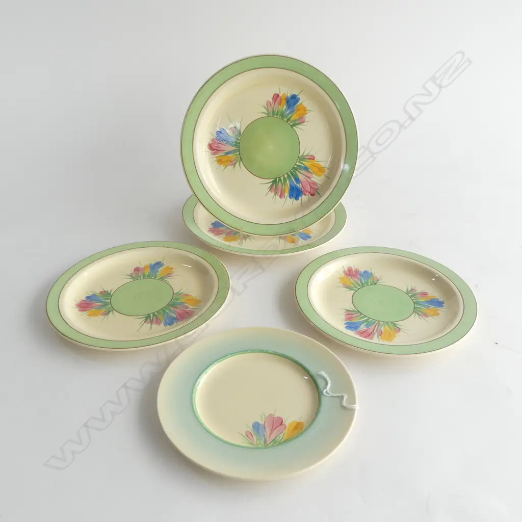 5 C/CLIFF CROCUS PAT PLATES VAROUS SIZES Image 1++
