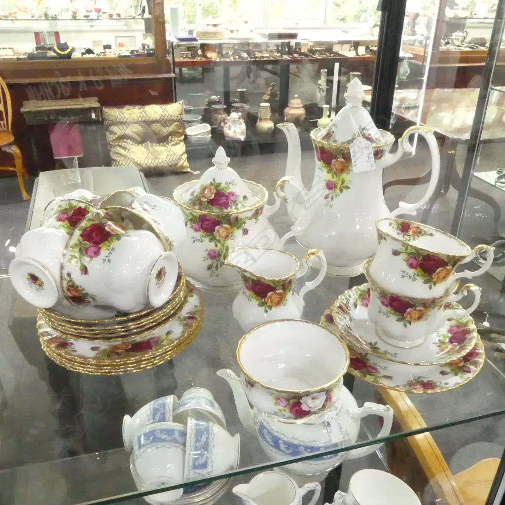 ROYAL ALBERT OLD COUNTRY ROSES COFFEE / TEA SET; 2 POTS, 6 TRIOS, MILK & SUGAR Image 1++