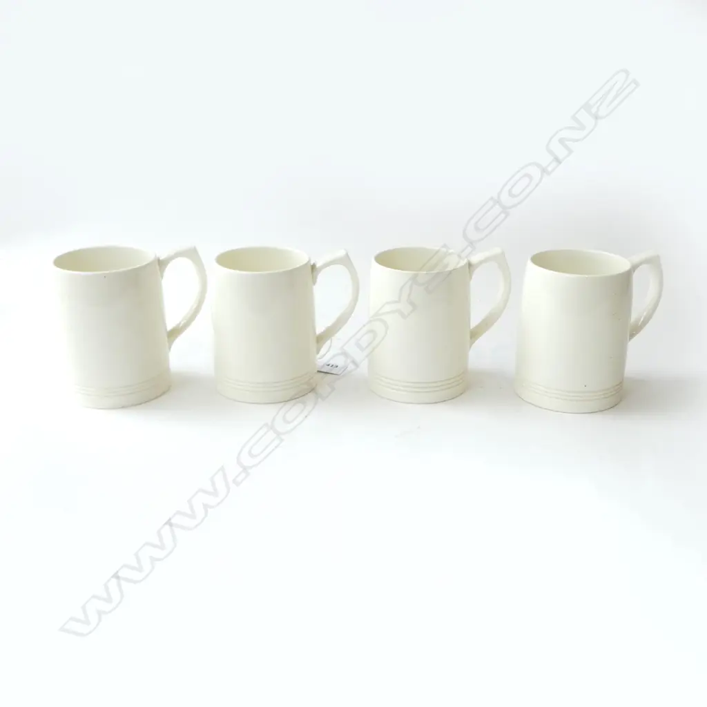 4 WEDGWOOD KEITH MURRAY MUGS H.125mm 1 w. HAIRLINE Image 1++