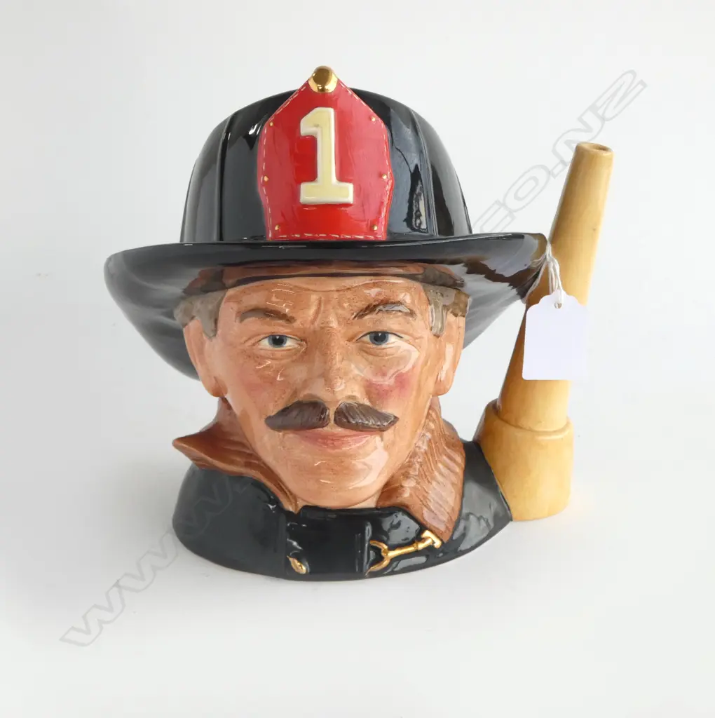 LRG FIREMAN TOBY JUG, H.180mm Image 1++