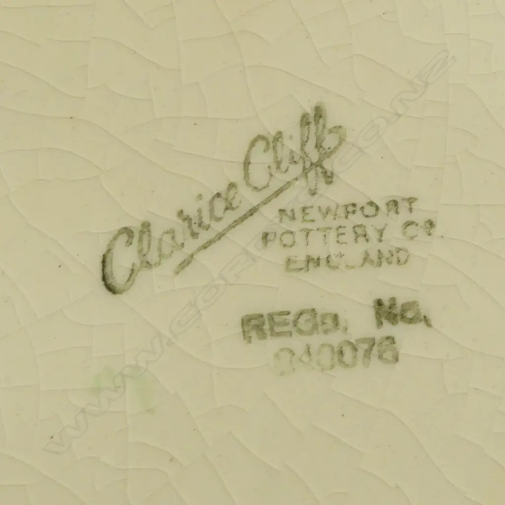 3 CLARICE CLIFF PLATES + SUSIE COOPER PLATE  Image 1++