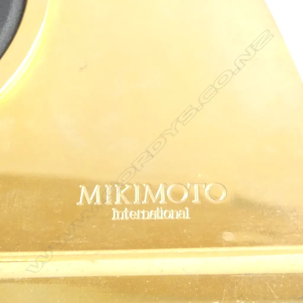 MIKIMOTO ENAMELLED & GILDED QUARTZ CLOCK domed form Image 1++