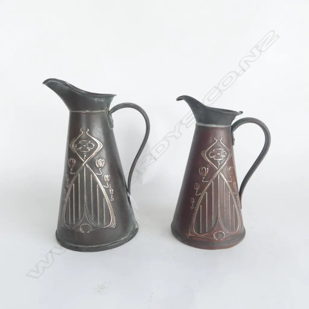 PAIR NOUVEAU JS & S MAKER COPPER JUGS, H.210mm & 185mm Image 1++