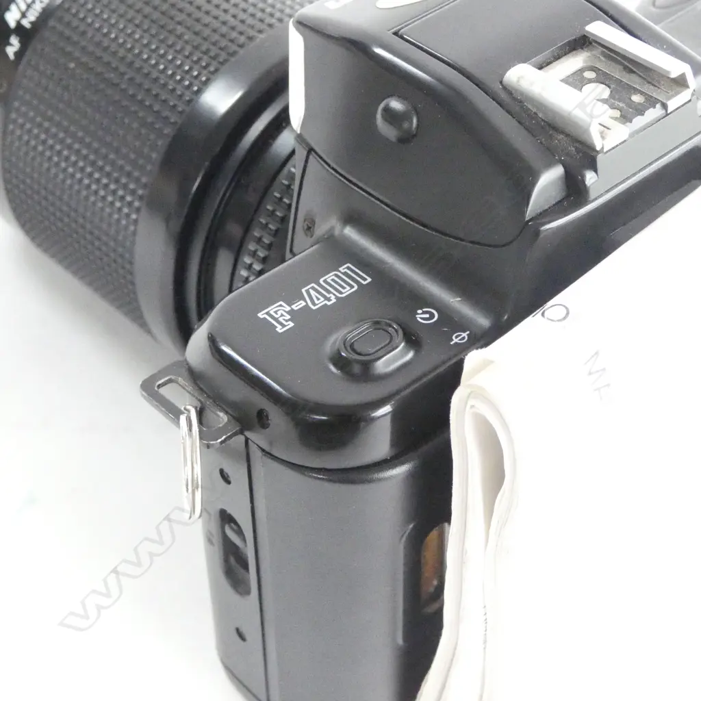 NIKON F-401 FILM CAMERA with 70-210mm nikon AK Nikkor lens + booklet Image 1++