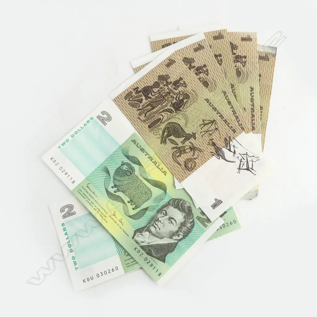 7 AUSTRALIAN BANK NOTES Image 1++