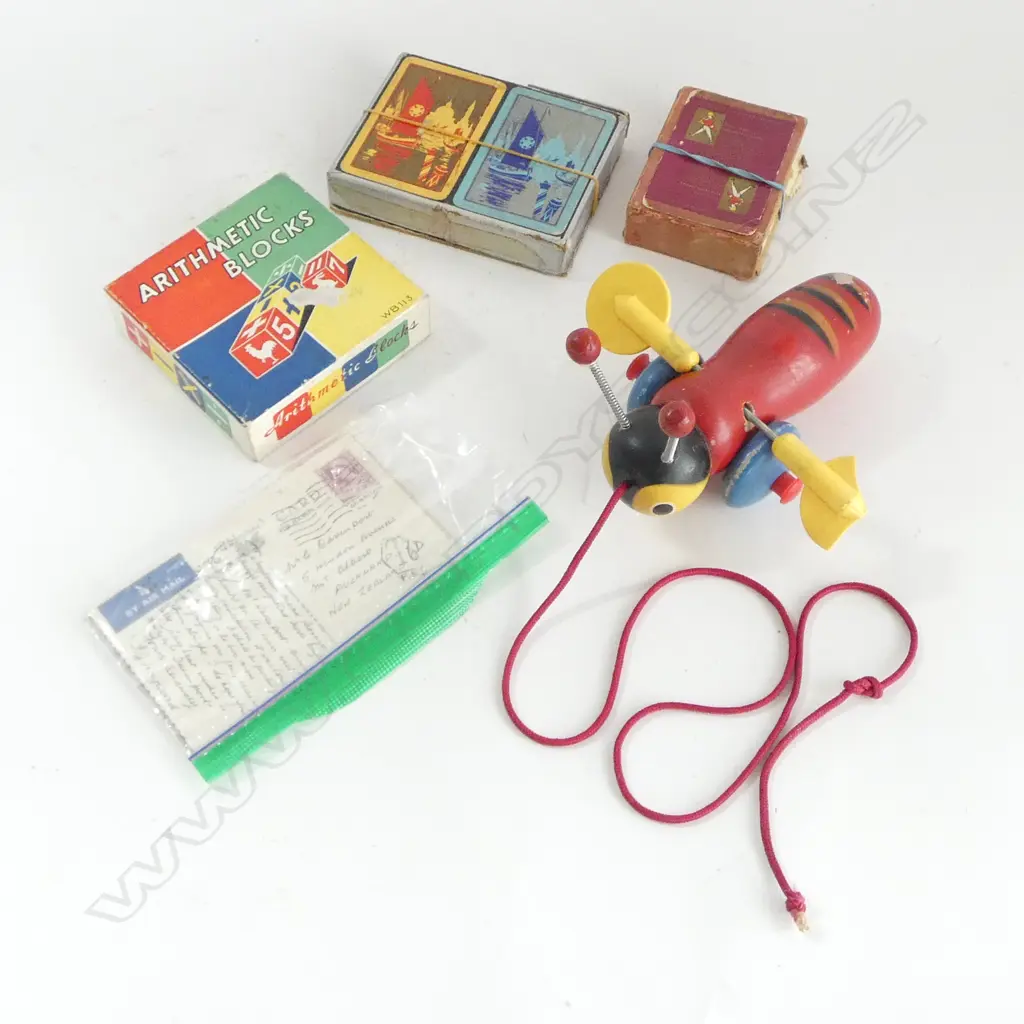 VINTAGE TOYS; BUZZY BEE, 2 CARD SETS, POSTCARDS, BLOCKS Image 1++