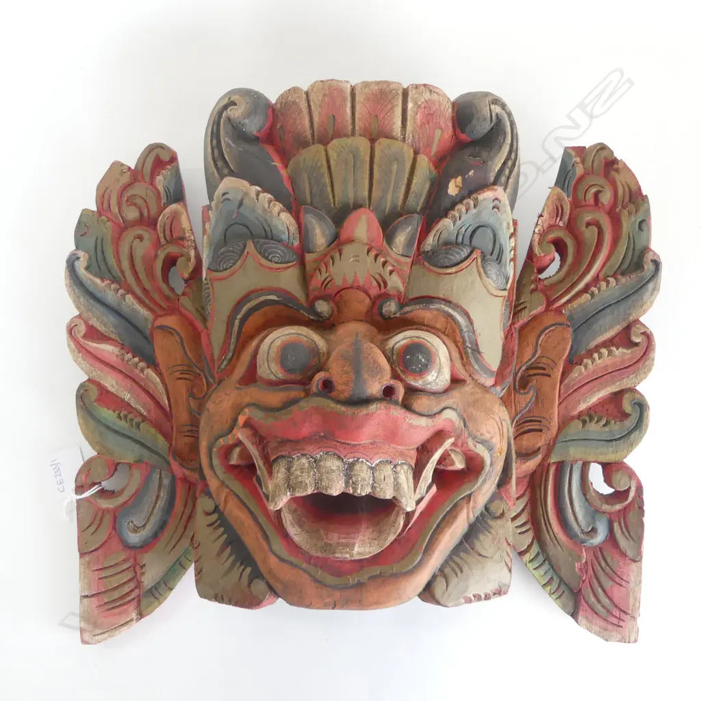 INDONESIAN CARVED WOODEN MASK 350x365mm Image 1++