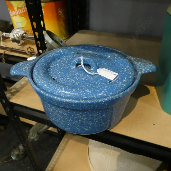 VINTAGE BLUE SPECKLED ENAMELLED LIDDED COOKING POT Dia.205mm