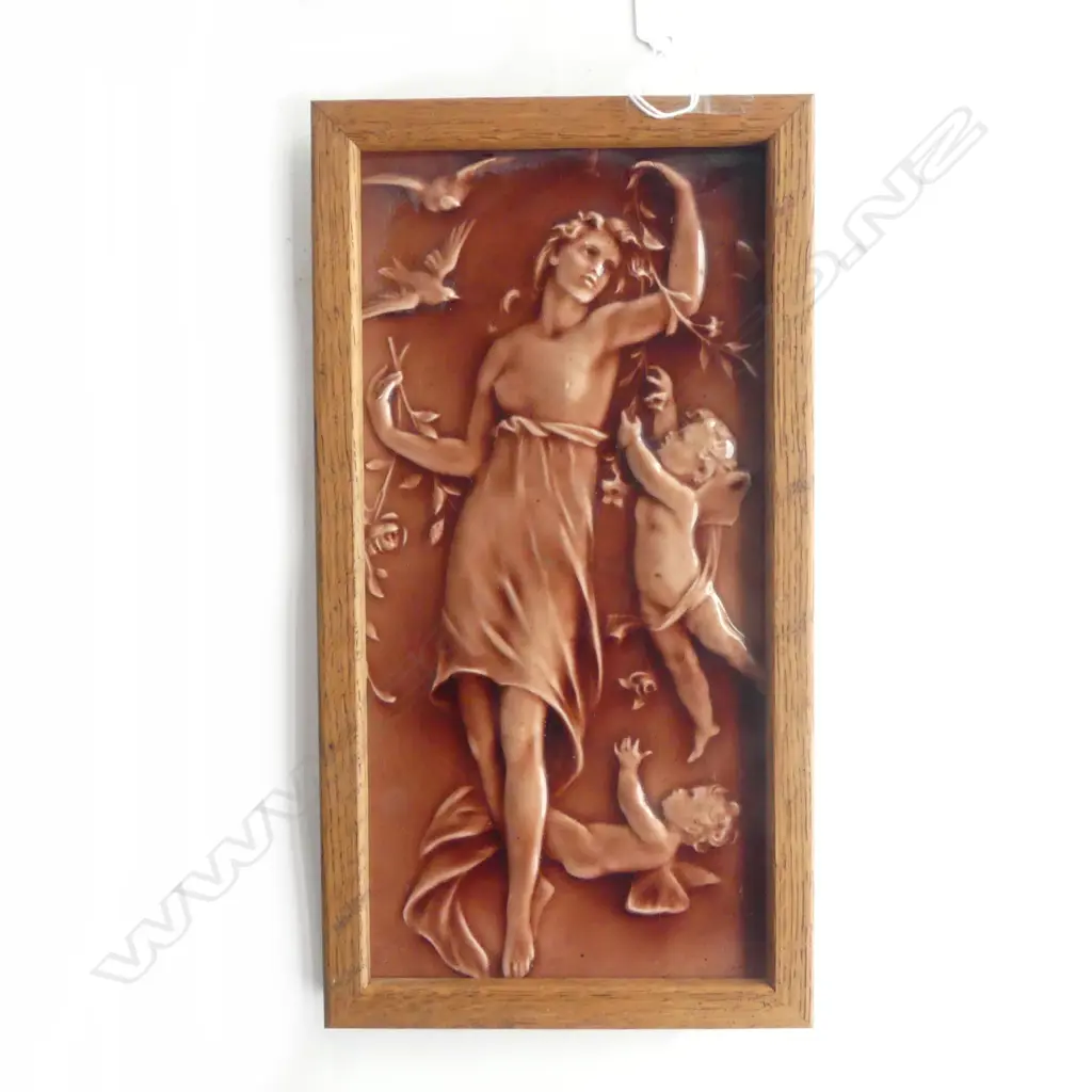 FRAMED VICTORIAN TILE 295 x 150mm Image 1++