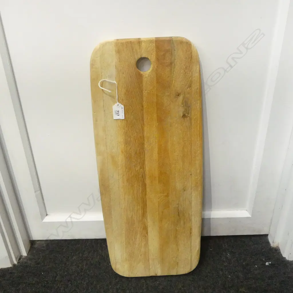 LARGE WOODEN CHOPPING/SERVING BOARD L 600mm Image 1++