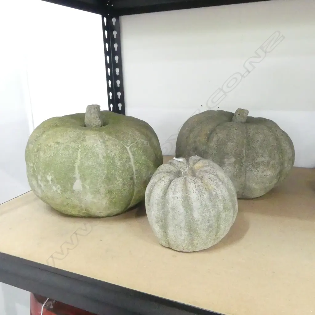 3 CONCRETE GARDEN PUMPKINS 250mm dia Image 1++