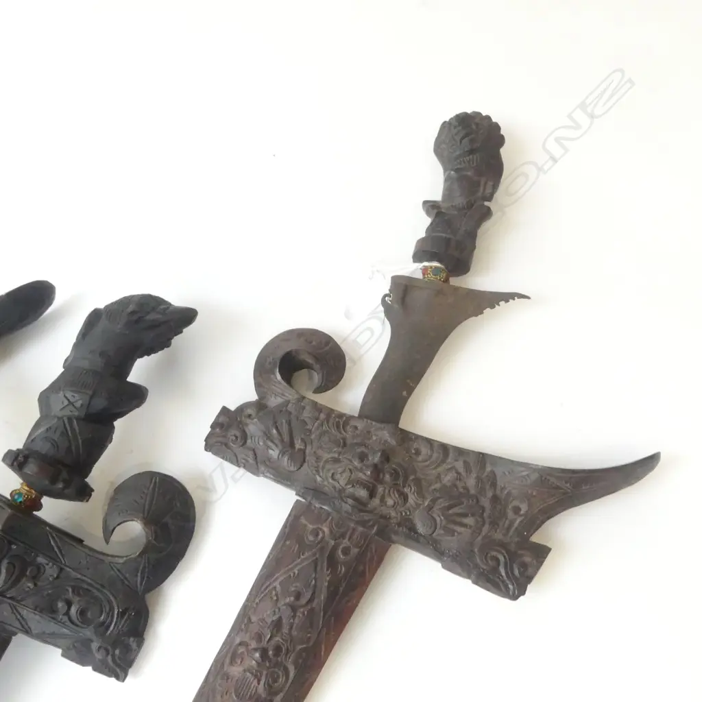 3 INDONESIAN SWORDS w. CARVED WOODEN SCABBARD & HANDLE  L.610mm Image 1++