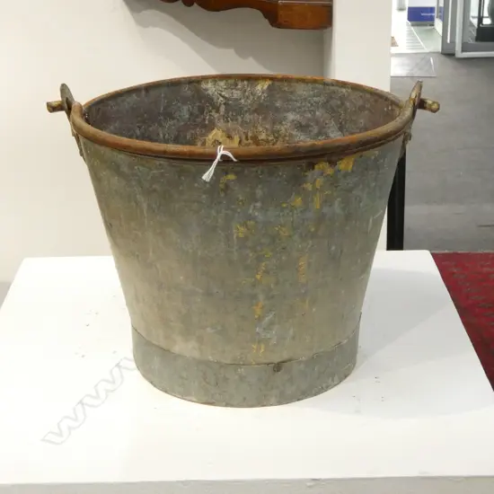 RUSTIC METAL BUCKET w. SWING HANDLE H.250mm