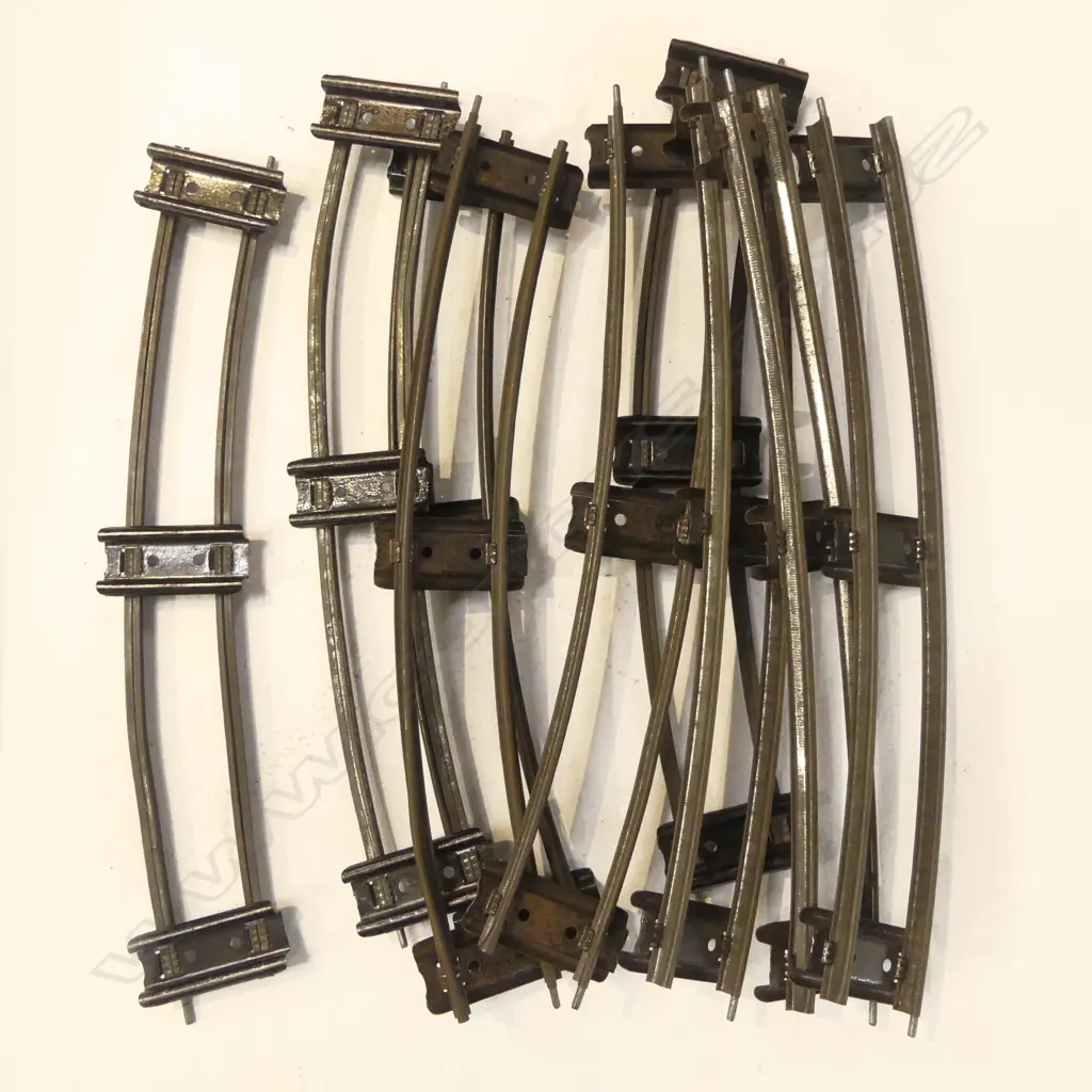 HORNBY TRAIN TRACKS Image 1++