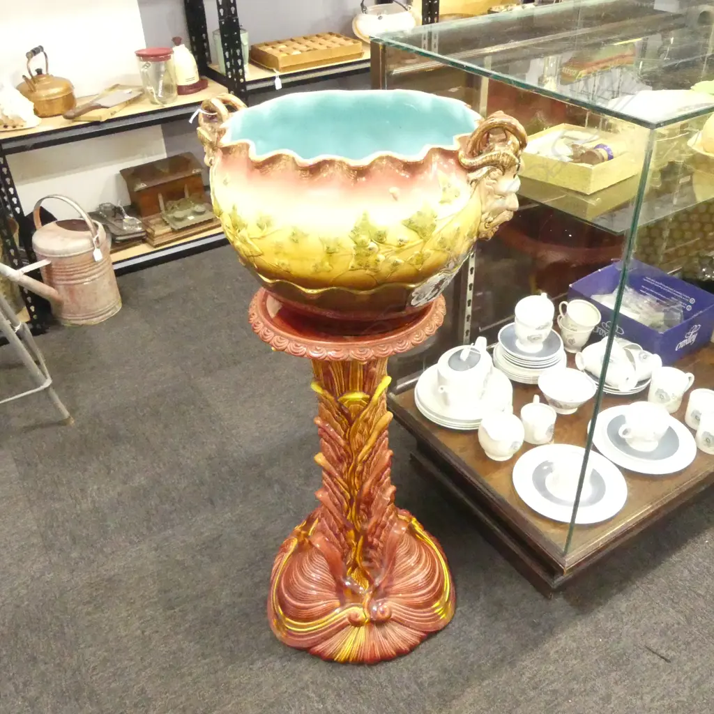 SARREGUEMINES MAJOLICA JARDINIERE ON STAND H.970mm Image 1++