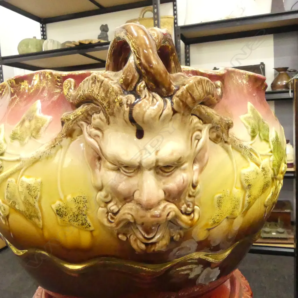 SARREGUEMINES MAJOLICA JARDINIERE ON STAND H.970mm Image 1++