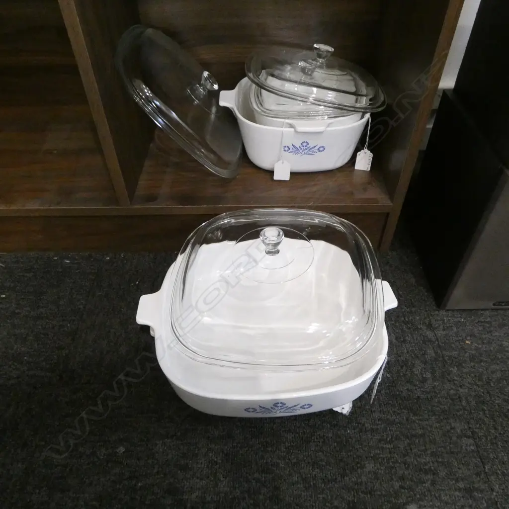 4 CORNING WARE (USA) LIDDED OVEN DISHES Image 1++