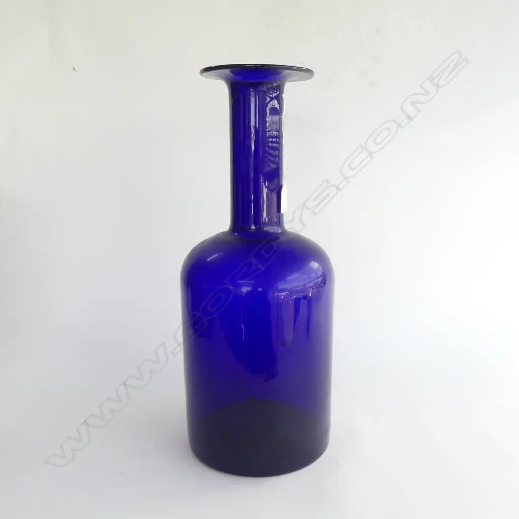 BLUE GLASS VASE H.510mm Image 1++