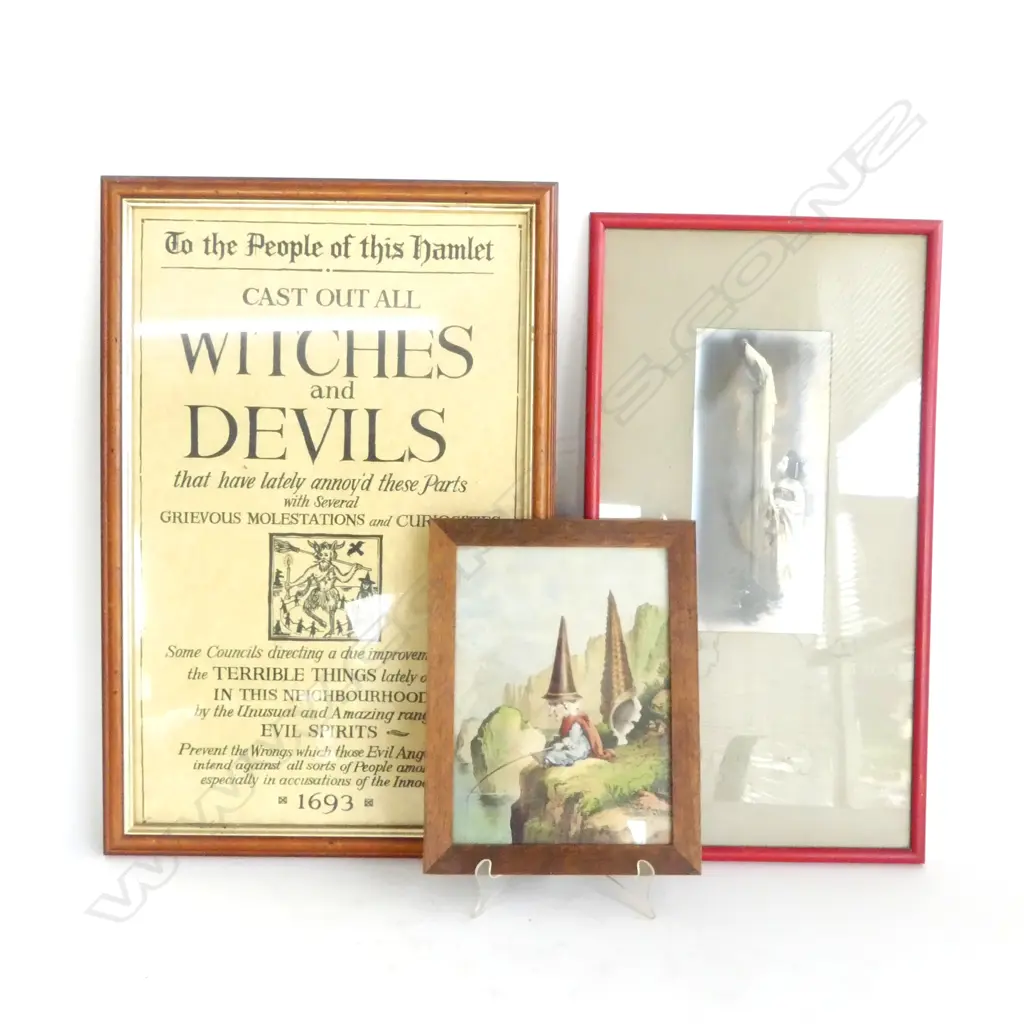 OLD JAPANESE PHOTO AND TWO WITCHY PRINTS Image 1++
