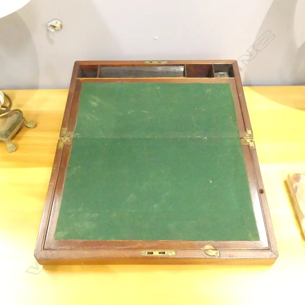 TYPICAL LATE VICTORIAN MAHOGANY WRITING SLOPE WITH SECRET DRAWER AND INKWELL 400X240X160mm Image 1++