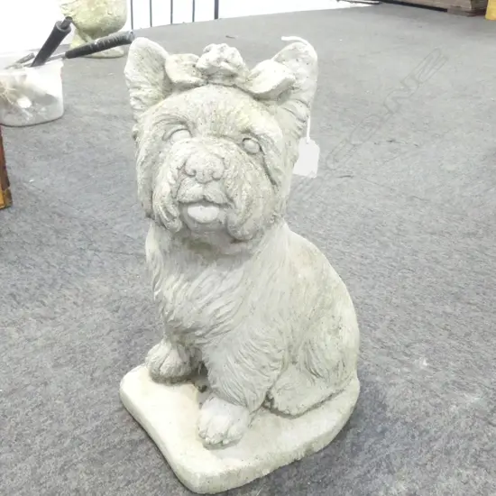 CONCRETE GARDEN DOG H.390mm
